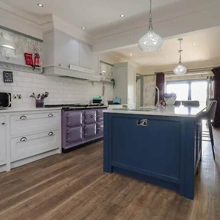 Langcliffe House *